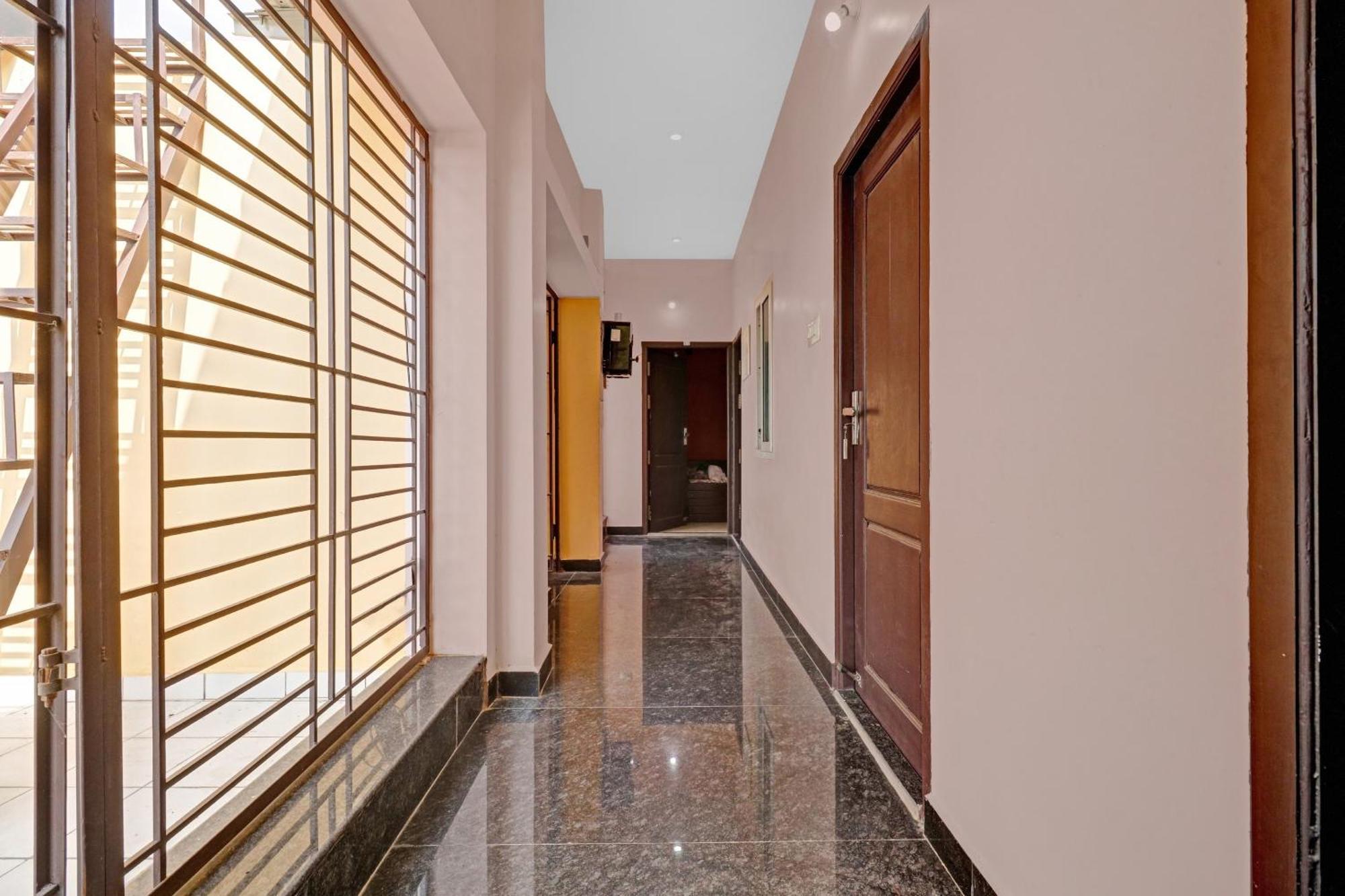 Super Hotel O Hi-Way Residency มทุราย ภายนอก รูปภาพ